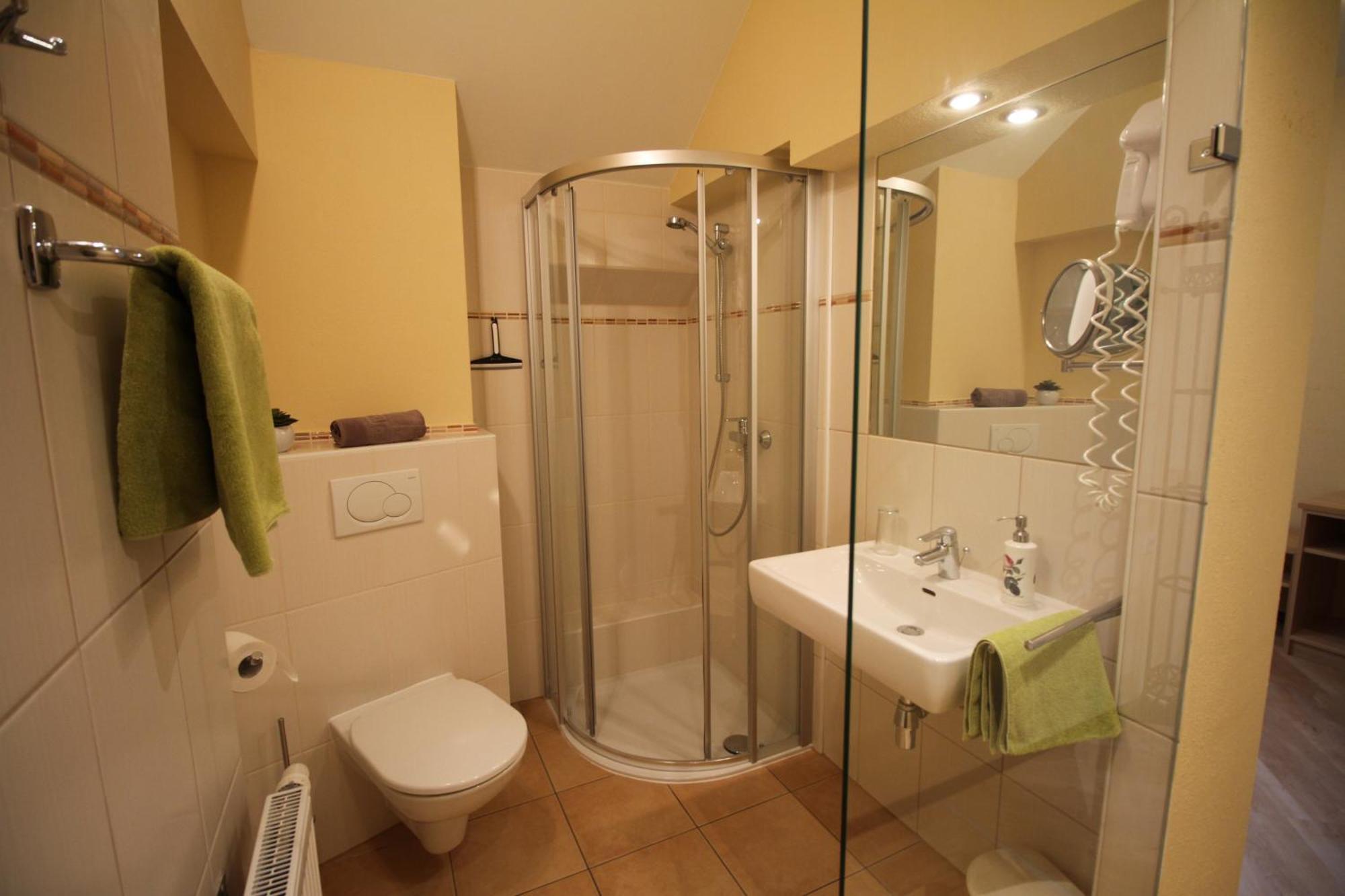 Rosenhotel - Serviced Apartments Zwentendorf Luaran gambar